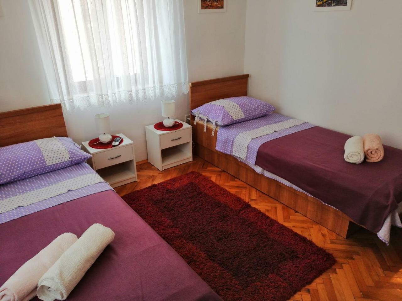 House Lotties Villa Стари Град Екстериор снимка