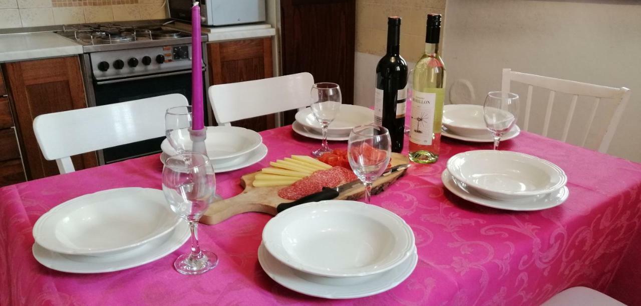 House Lotties Villa Стари Град Екстериор снимка