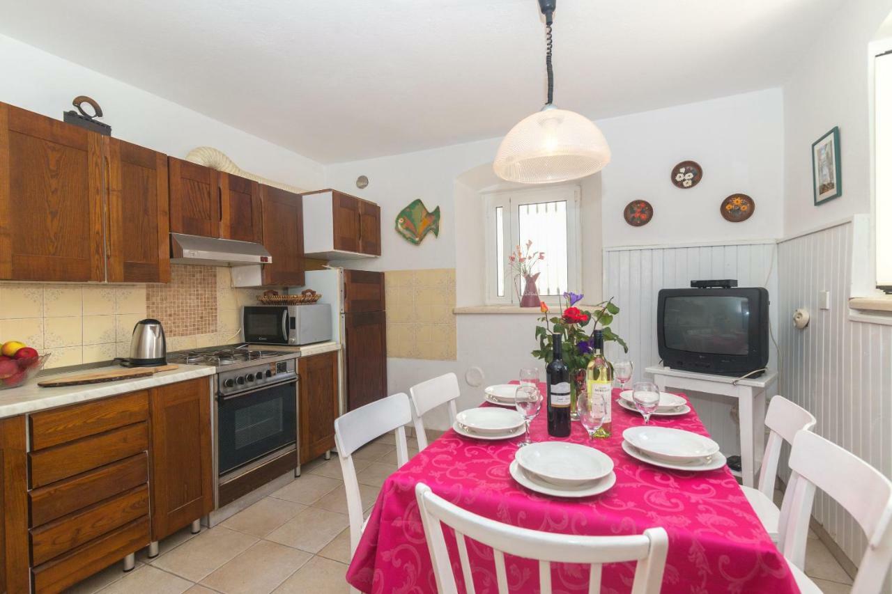 House Lotties Villa Стари Град Екстериор снимка