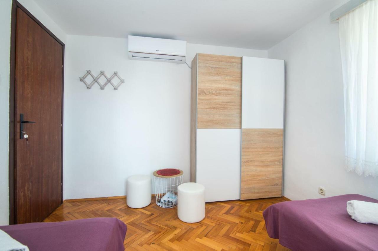 House Lotties Villa Стари Град Екстериор снимка